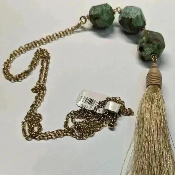 Silk & Stone Tassel 32" necklace goldtone chain cream beige boho Jewelry in Crea - Picture 6 of 6